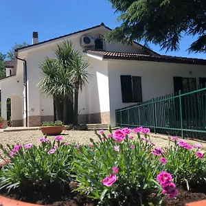 Zac House Frühstückspension Toirano