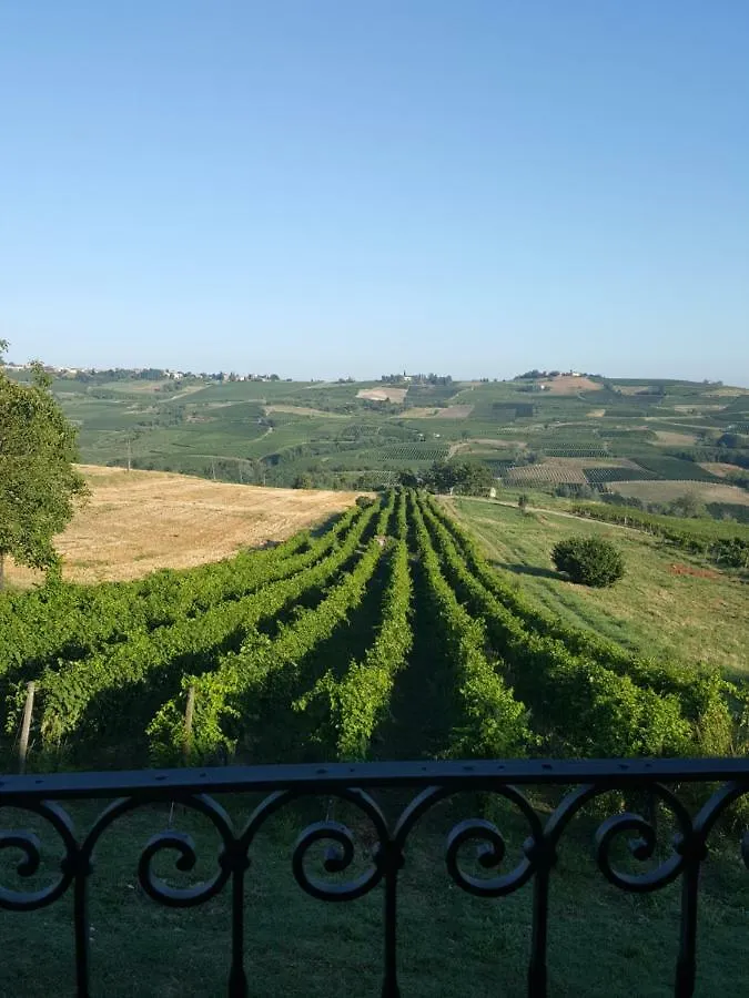 La Terrazza Sui Vigneti-Rovescala Bed and Breakfast San Damiano al Colle Bed & Breakfast