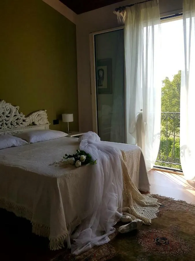 Bed & Breakfast La Terrazza Sui Vigneti-Rovescala Bed and Breakfast San Damiano al Colle Italië